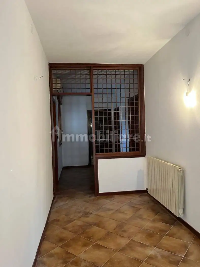 Quadrilocale buono stato, piano terra, Centro, Arquà Polesine - foto 2