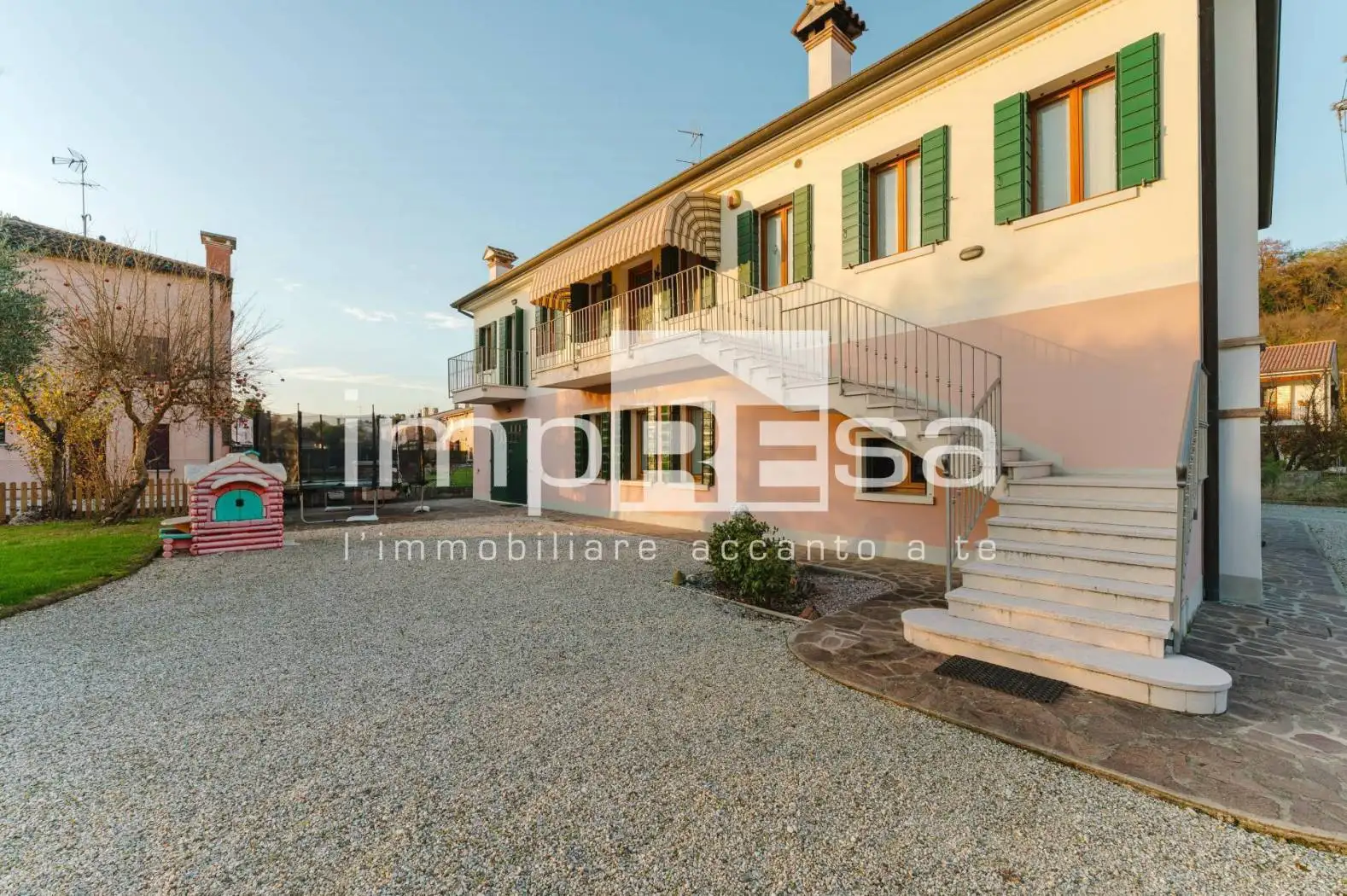 Villa in vendita a Montebelluna