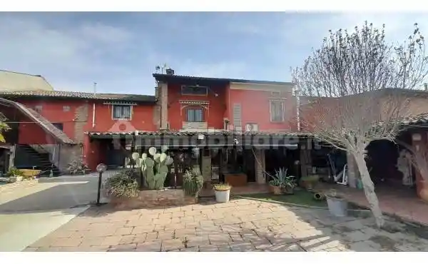 Villa unifamiliare, ottimo stato, 270 m², Ghiaie, Corana - foto 2