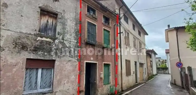 Casa indipendente in asta a Chiuppano