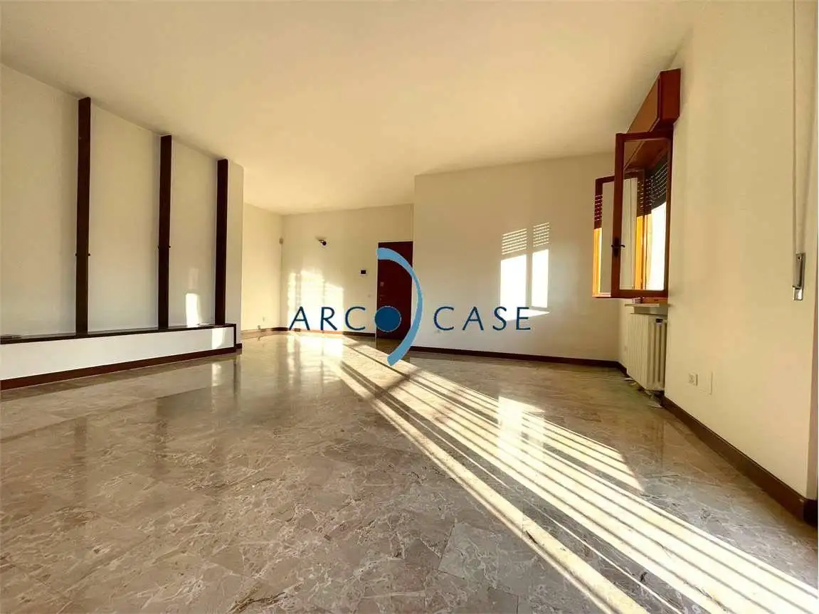 Quadrilocale via Crispi, Semicentro, Crema - foto 2