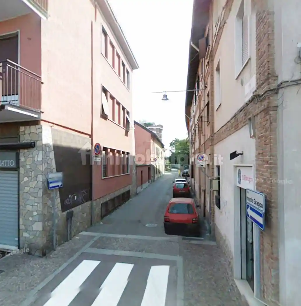 Bilocale via Monte Grappa 4, Centro, Brugherio - foto 2