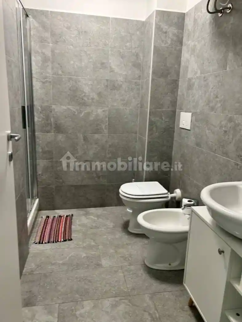 Palazzo - Edificio in Affitto - foto 2