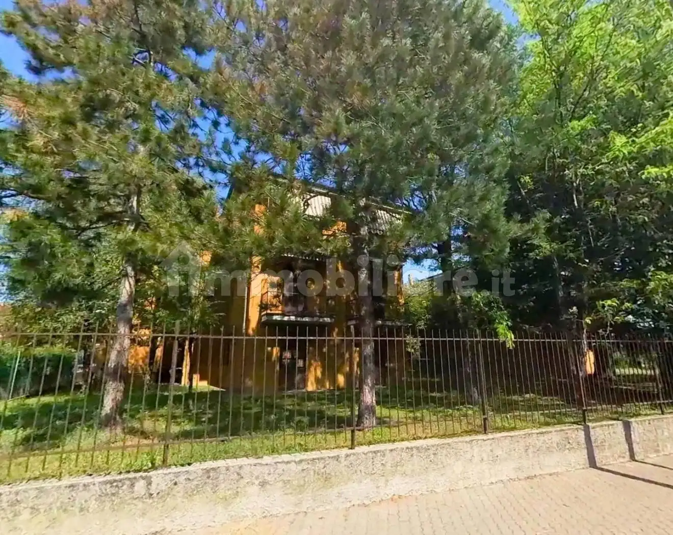 Appartamento in asta a Lesmo