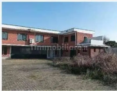 Casa indipendente in asta a Cilavegna