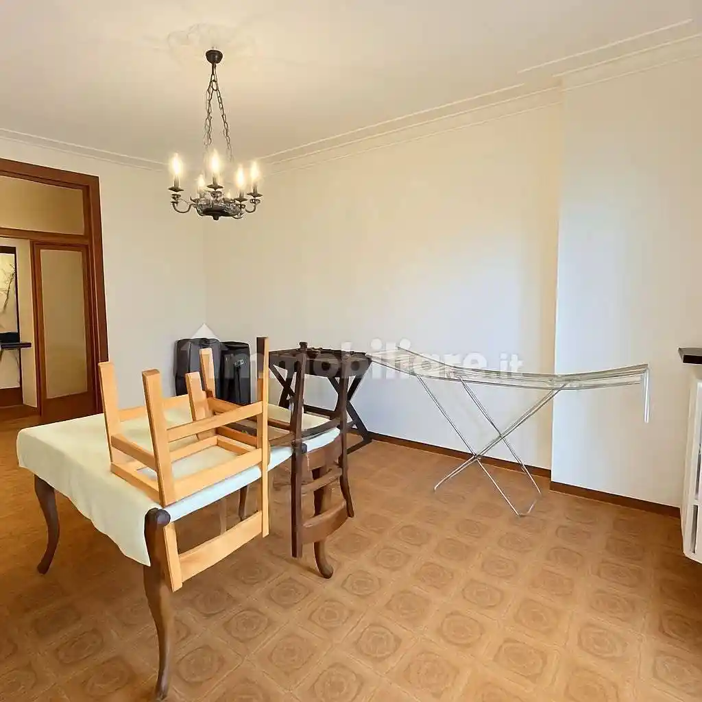 Quadrilocale via Luigi Pulci 32, Madonnina - Tre Olmi, Modena - foto 4