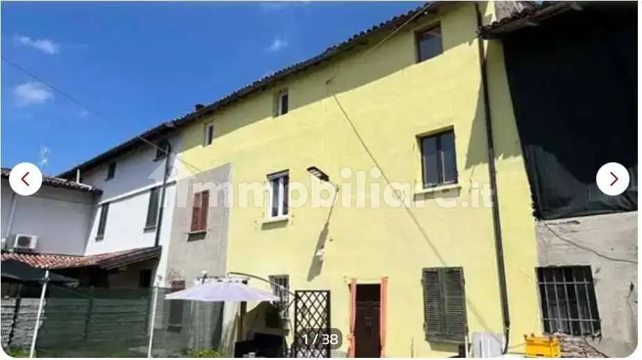 Casa indipendente in asta a Mezzanino