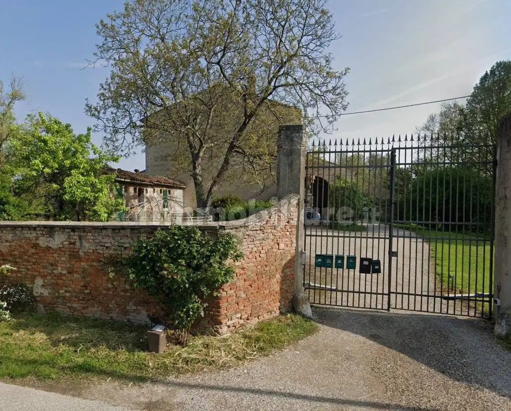 Rustico - Casale in asta a Palù