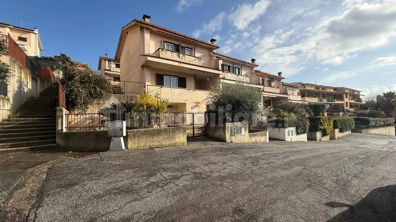 Villa a schiera via Enrico Fermi 29, Centro, Rignano Flaminio - foto 2