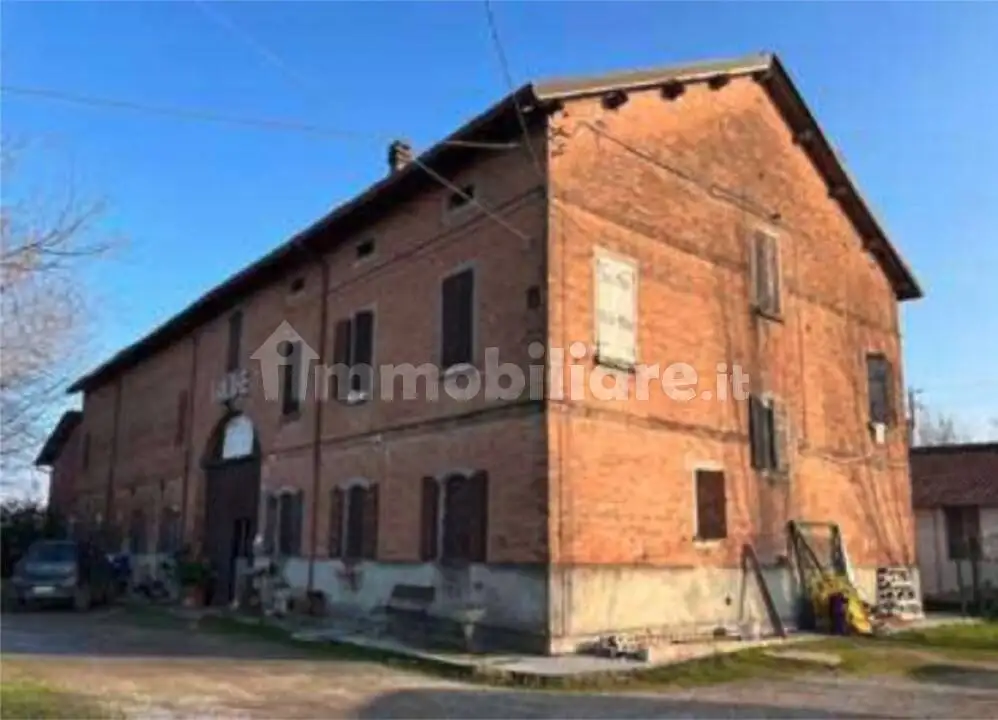 Palazzo - Stabile in asta a Reggio Emilia