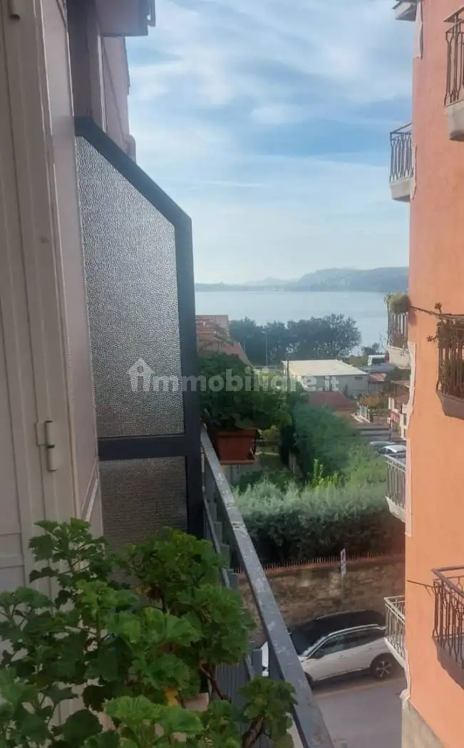 Appartamento in affitto a Pozzuoli