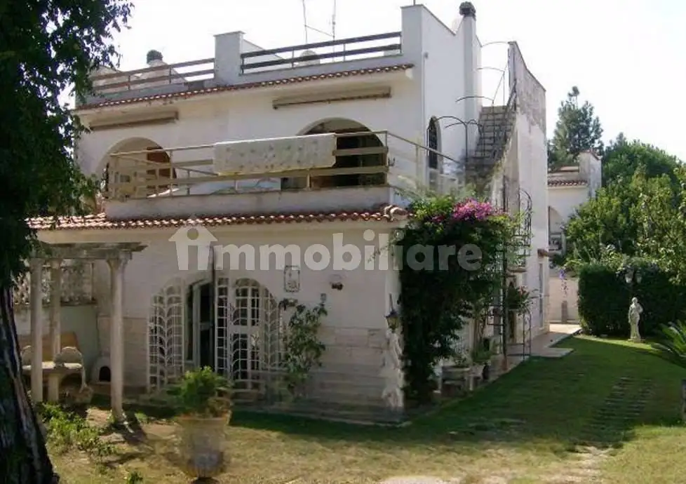 Villa in asta a Ardea