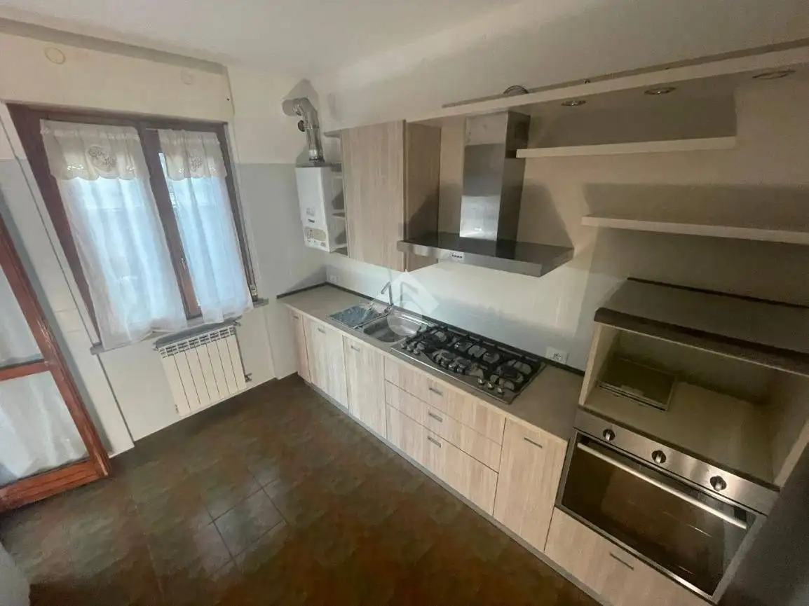 Trilocale via Don Sandrino 22, Pernate, Novara - foto 4