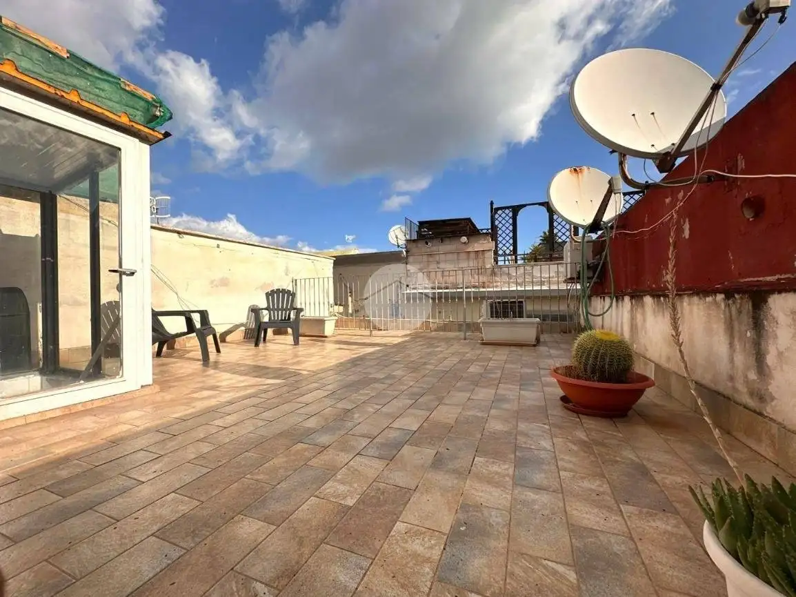 Monolocale via Giovanni Merone, Porto, Pozzuoli - foto 5