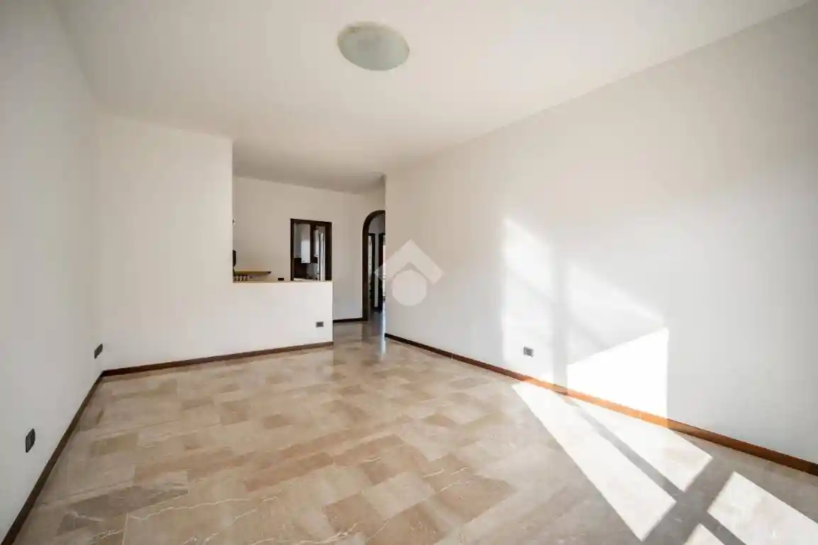 Quadrilocale via Papa Giovanni XXIII 010, Centro, Dolzago - foto 4