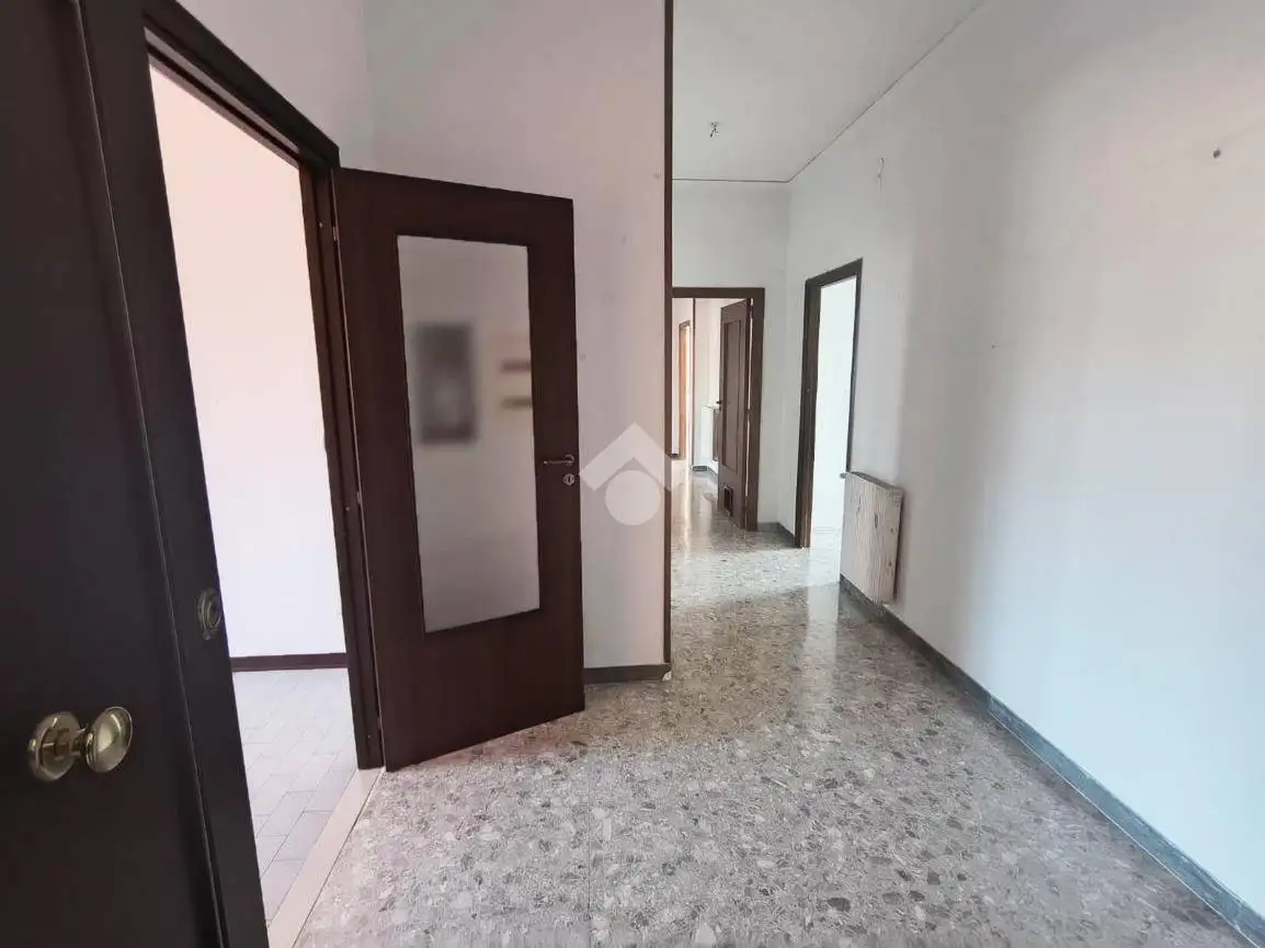 Quadrilocale via passariello 175, Piazza Primavera, Passariello, Pomigliano d'Arco - foto 2