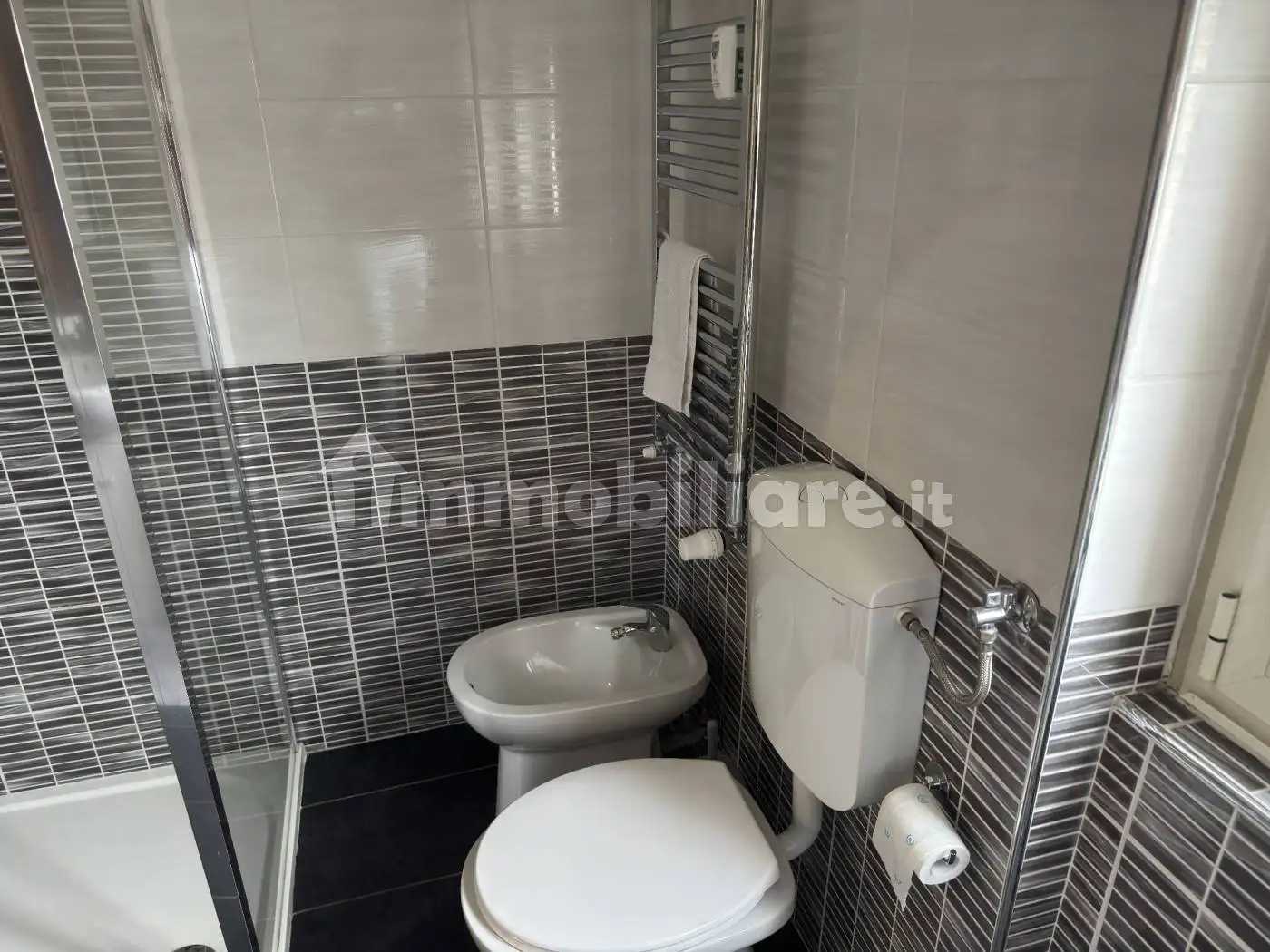 Trilocale corso Europa 64, Pallanza Centro, Verbania - foto 5