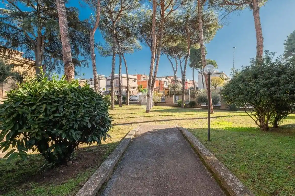 Quadrilocale via SUOR MARIA AGOSTINA, Collina delle Muse, Roma - foto 2