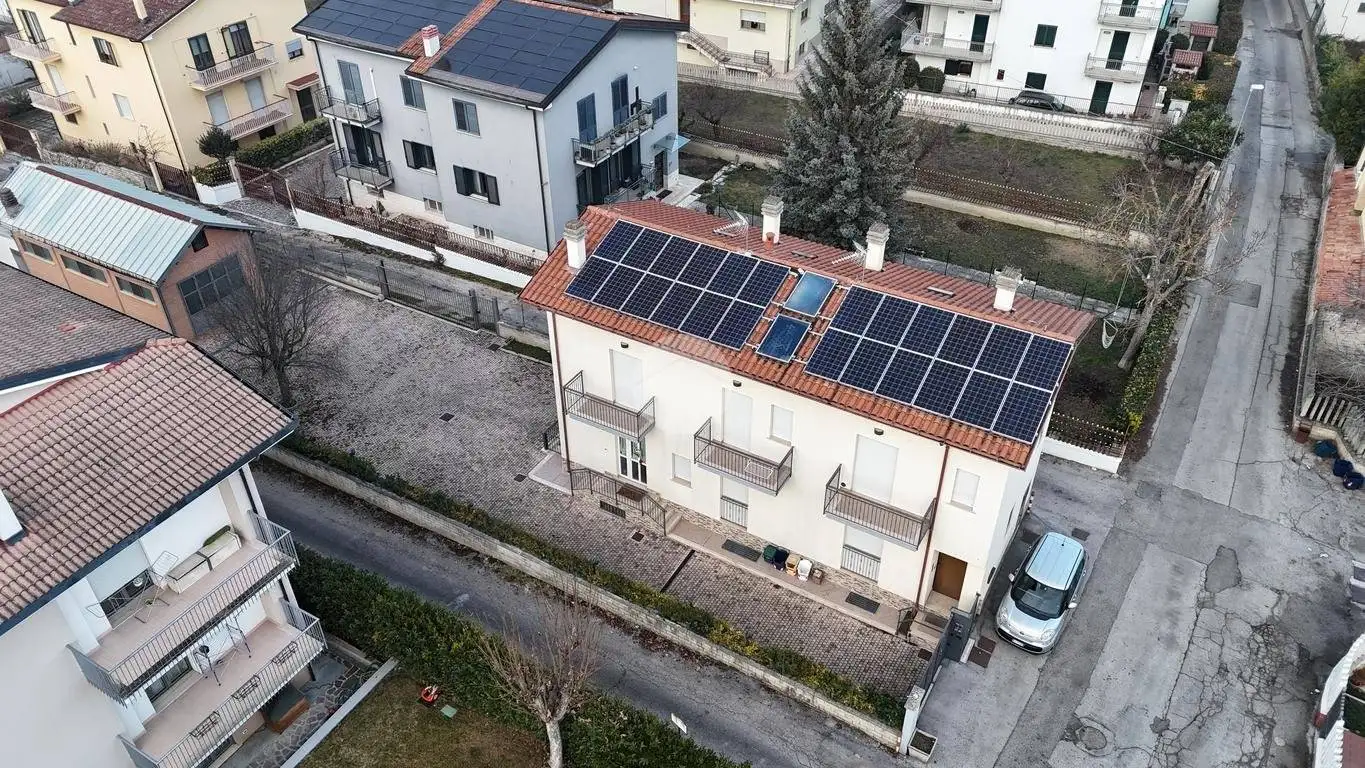 Appartamento in affitto a L'Aquila