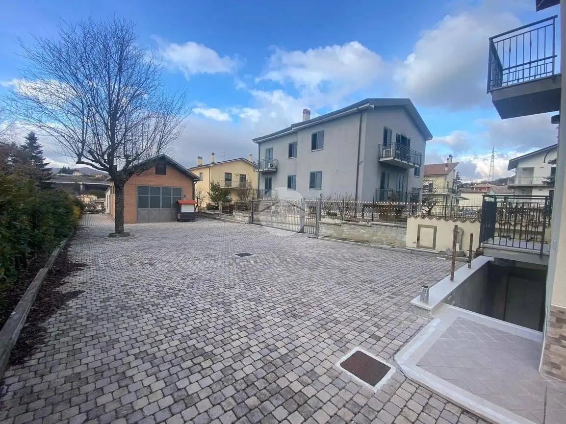 Bilocale appartamento strada vicinale dei cappuccini 15, Torretta - Torrione, L'Aquila - foto 2