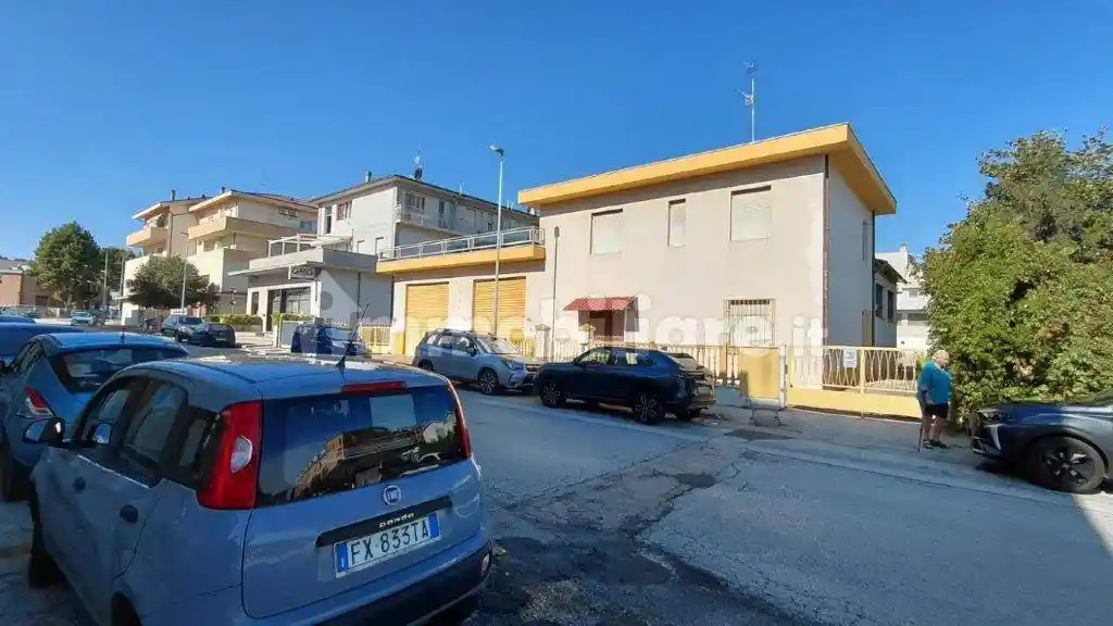 Palazzo - Edificio in Vendita - foto 2