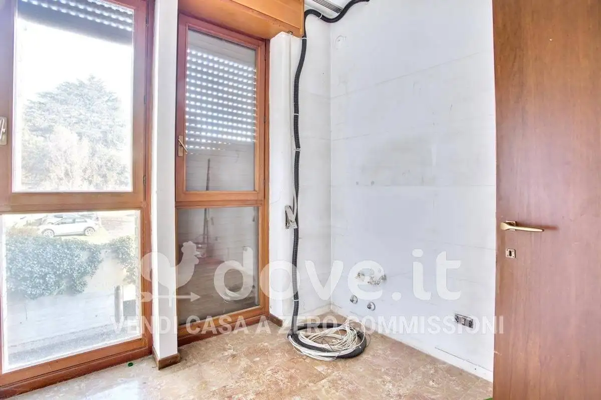 Trilocale viale Milano 16, Biumo Inferiore - Superiore, Varese - foto 5