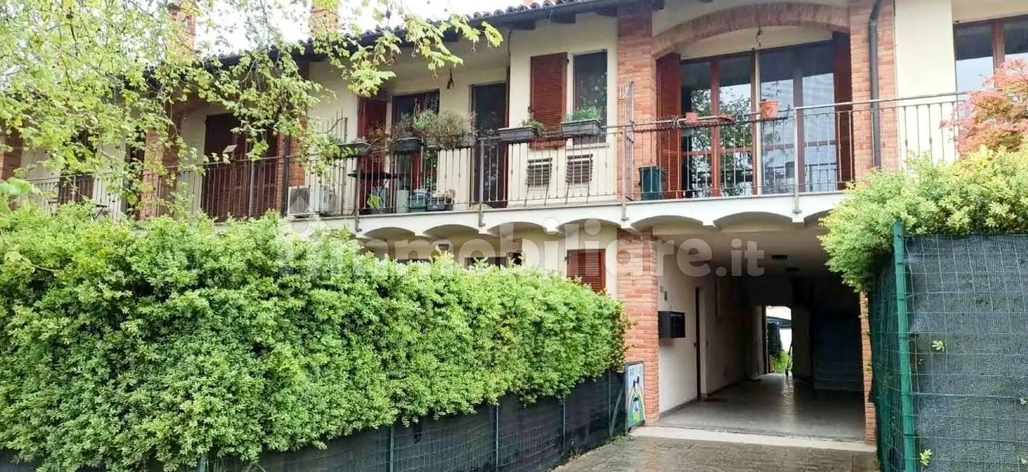 Appartamento in asta a Torre d'Isola