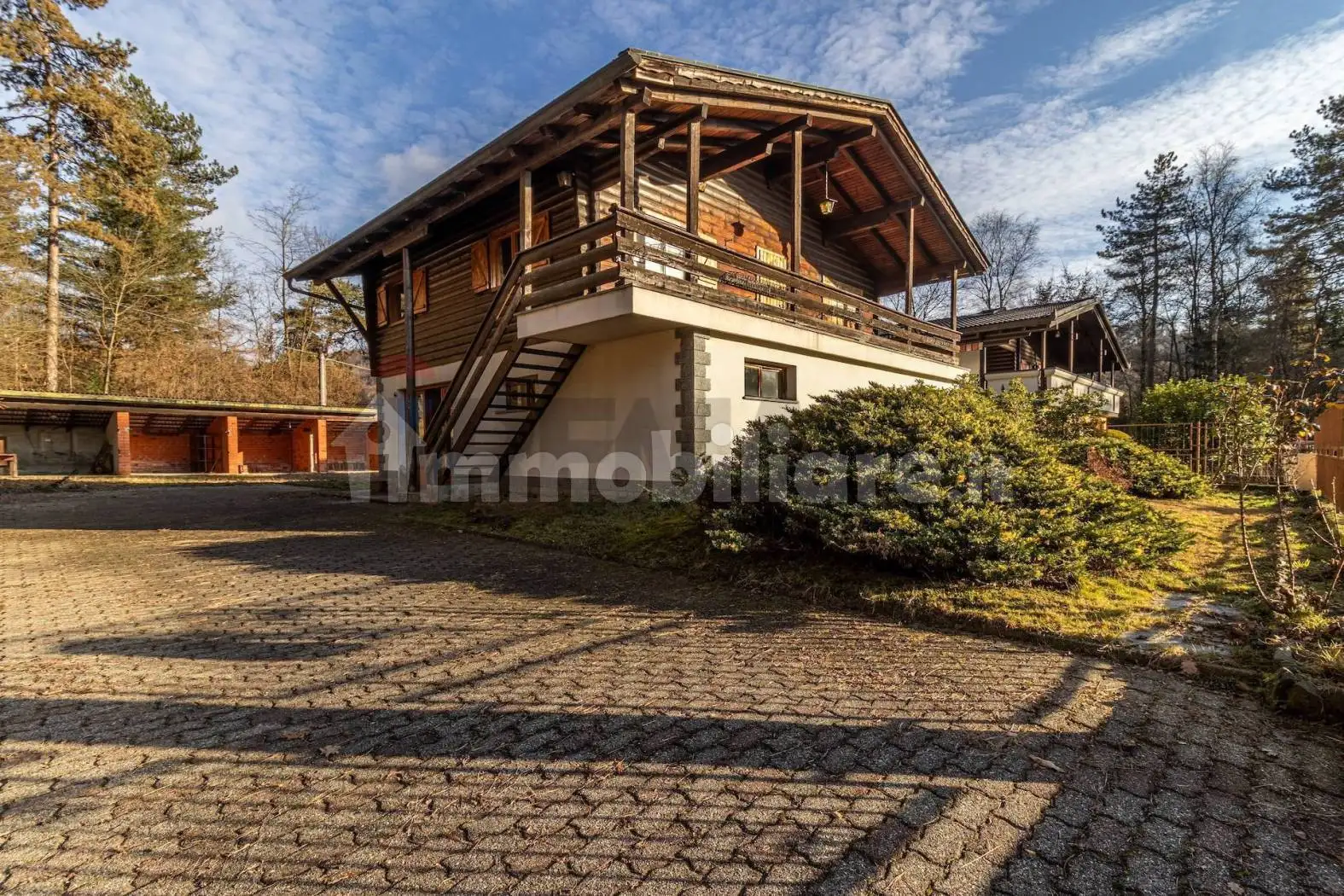 Villa in vendita a Valdilana