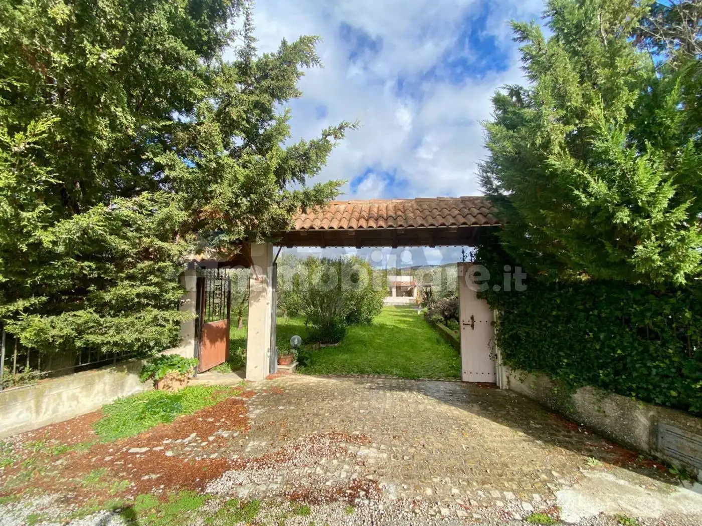 Villa in vendita a Piana degli Albanesi