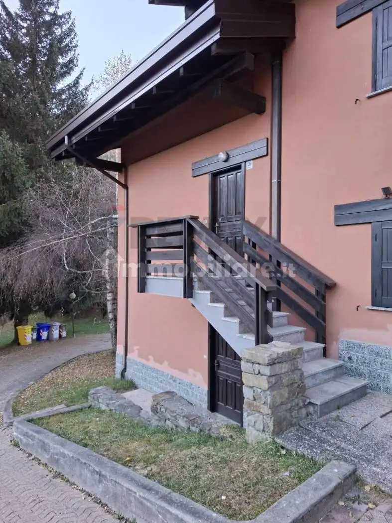 Casa indipendente in affitto a Corteno Golgi