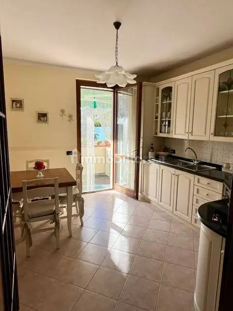 Villa bifamiliare via Raffaele De Grada, Vittoria Apuana, Forte dei Marmi - foto 2