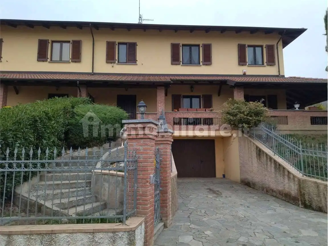 Villa in affitto a Montegioco