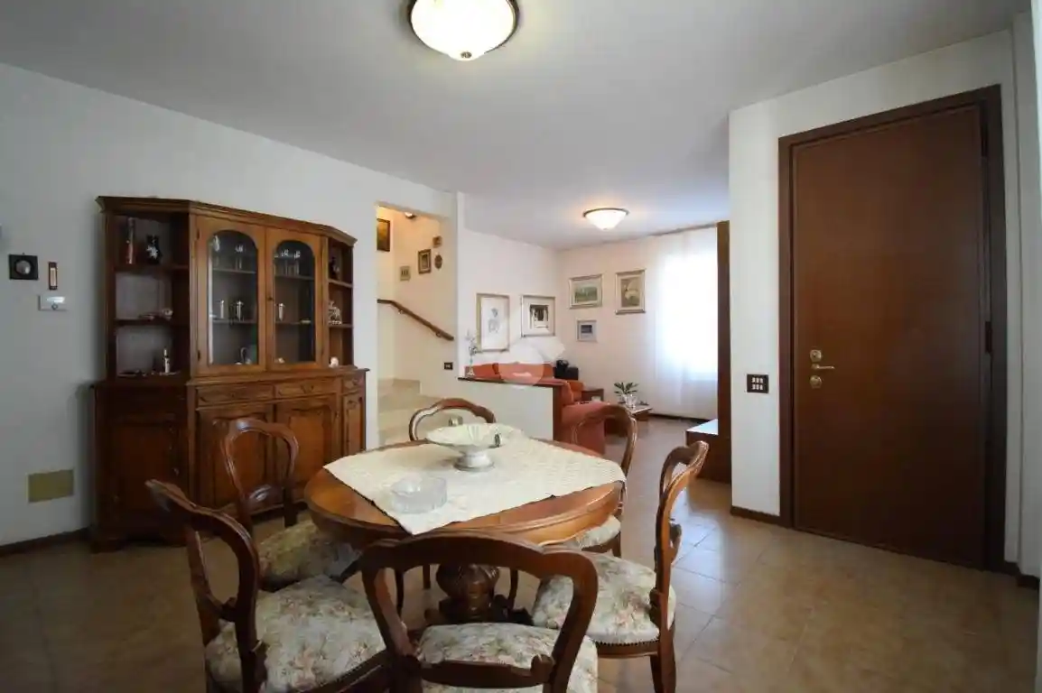 Villa a schiera via Carlo Cattaneo, Centro, Brugherio - foto 5