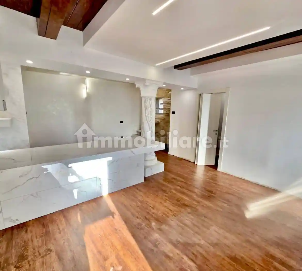 Terratetto unifamiliare via 28 Maggio, Centro, Cellatica - foto 4