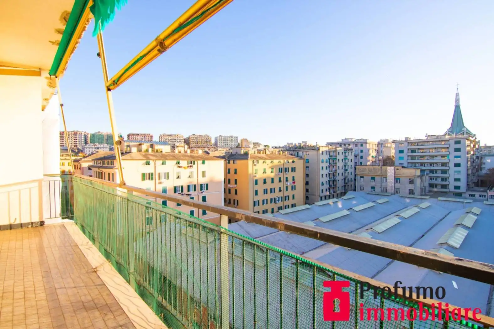 Appartamento in vendita a Genova