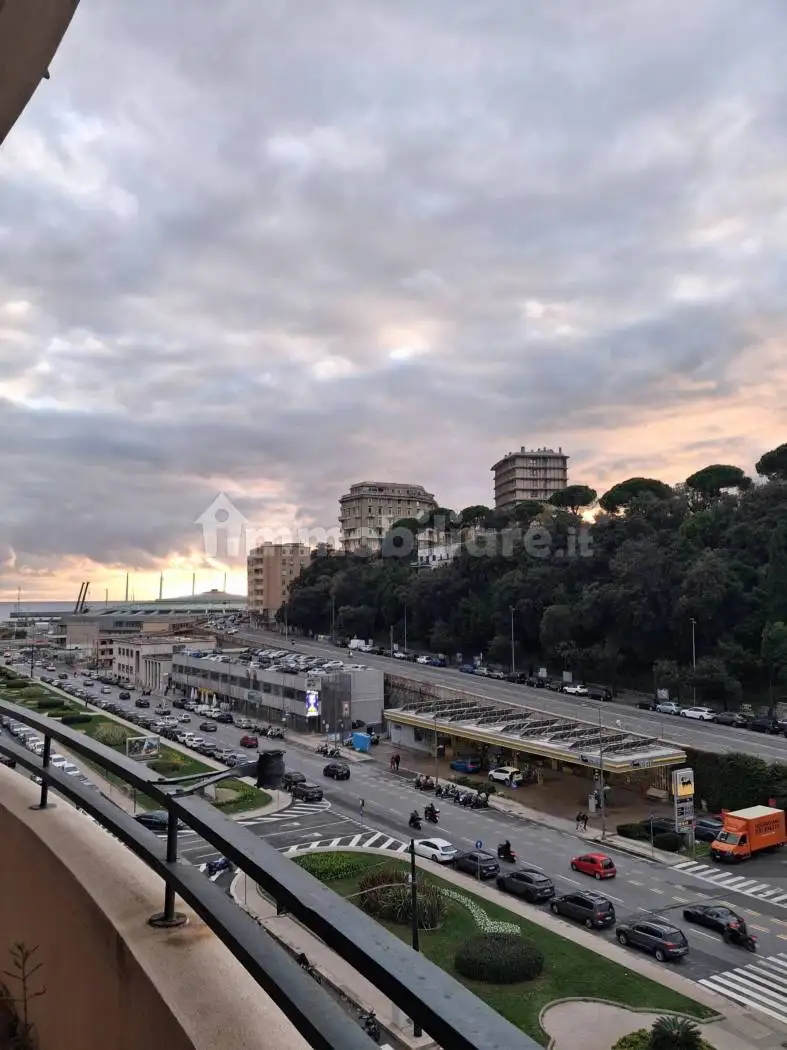 Appartamento in affitto a Genova