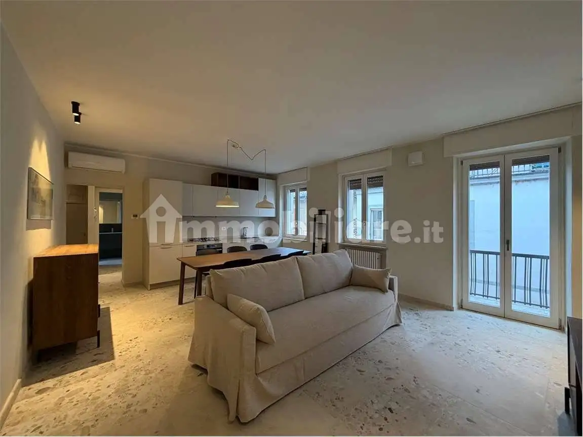 Appartamento in affitto a Gambolò