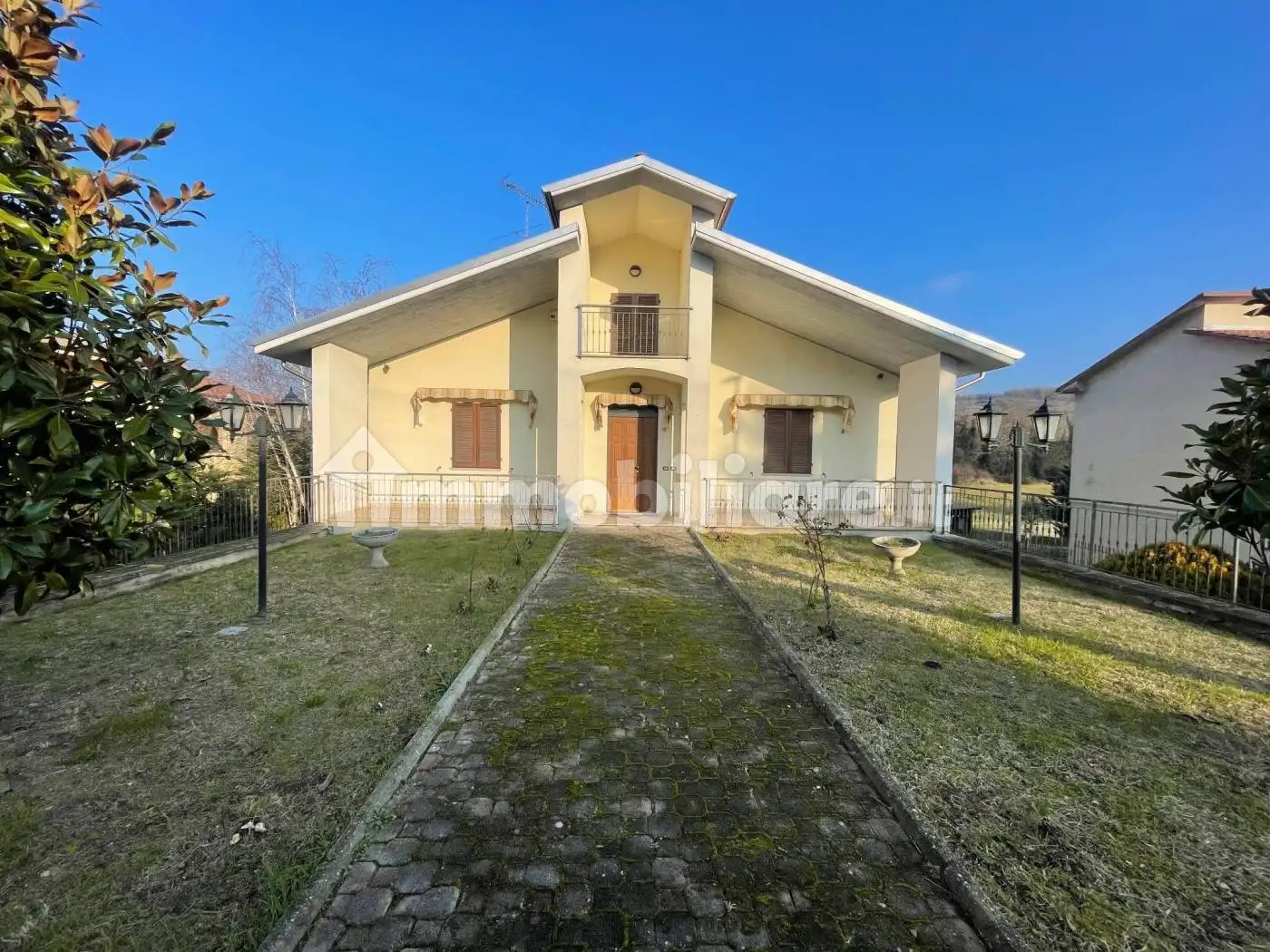 Villa in vendita a Brignano-Frascata