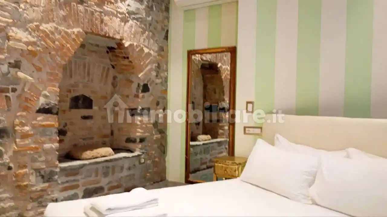 Bilocale via Armando Diaz 105, Centro Storico, Como - foto 5