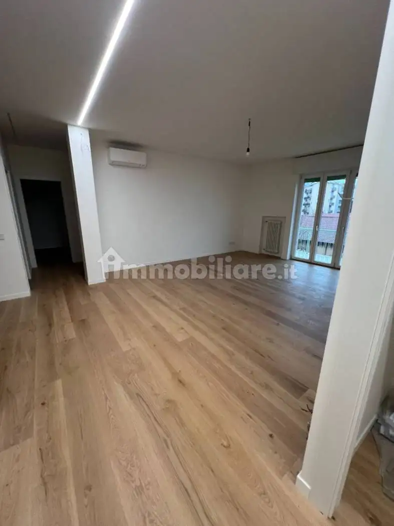 Trilocale via Gianforte Suardi 19, Cimitero, Bergamo - foto 3