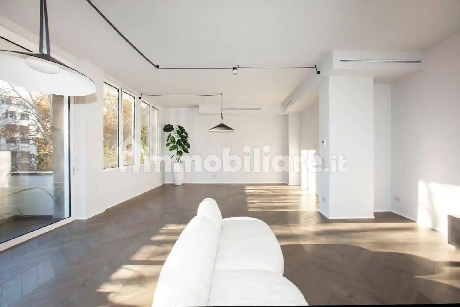 Quadrilocale piazza della Repubblica 11/A, Repubblica, Milano - foto 4