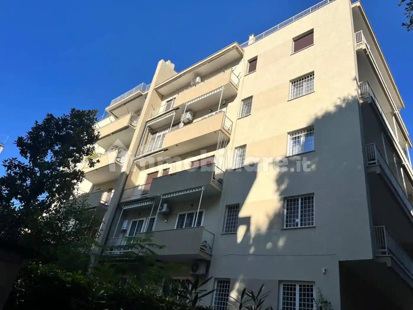 Trilocale viale Louis Pasteur 46, Eur, Roma - foto 3