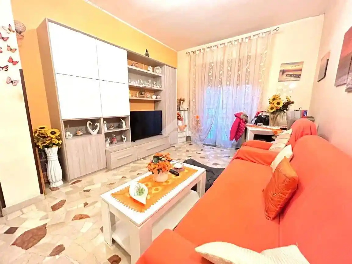 Trilocale via della Libertà, Carnate - foto 2