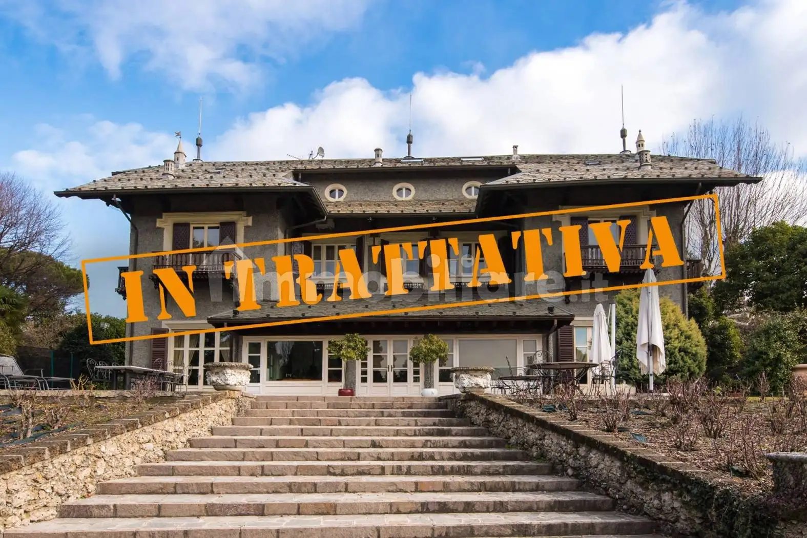 Villa in vendita a Besana in Brianza