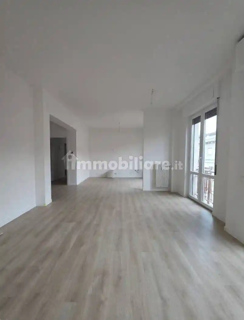 Trilocale ottimo stato, quinto piano, Valverde, Verona - foto 2