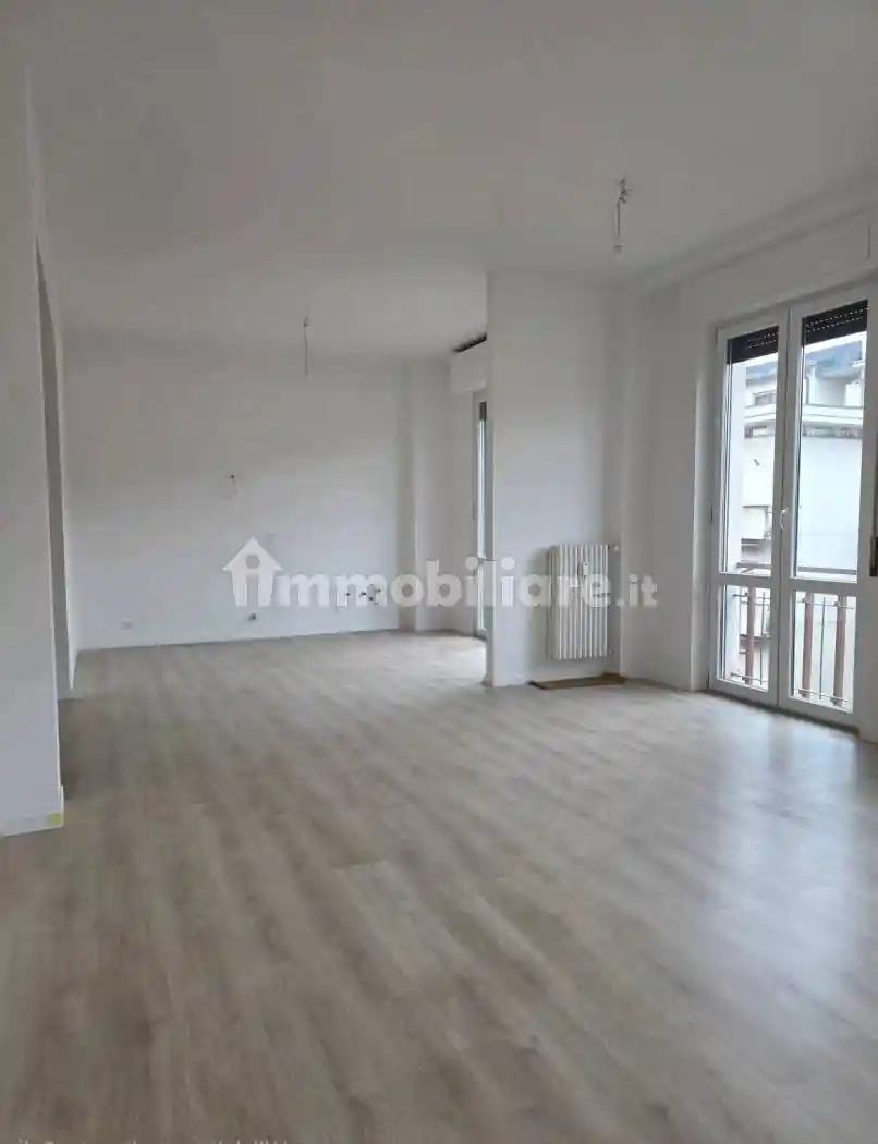 Trilocale ottimo stato, quinto piano, Valverde, Verona - foto 4