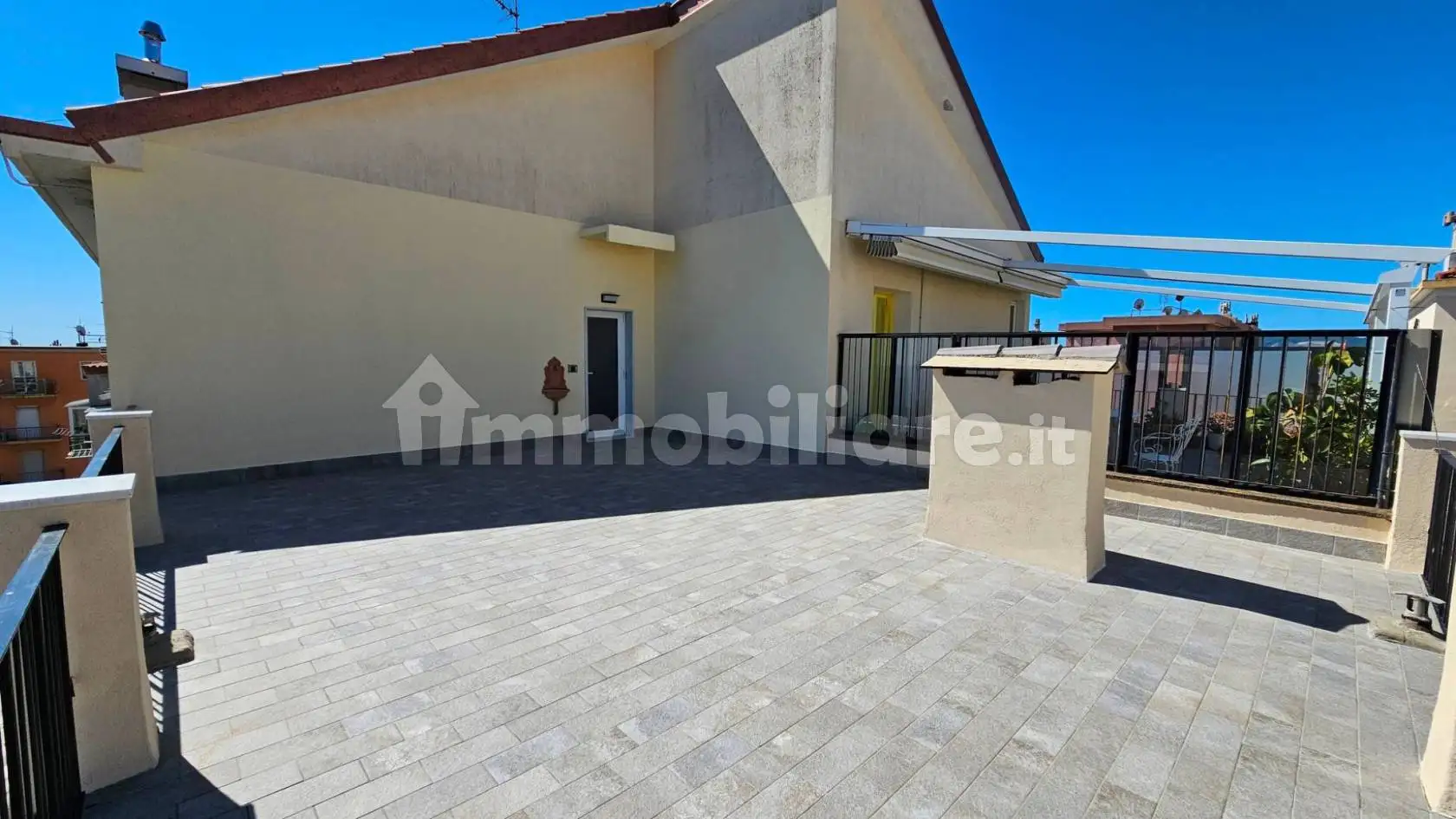 Appartamento in affitto a Savona