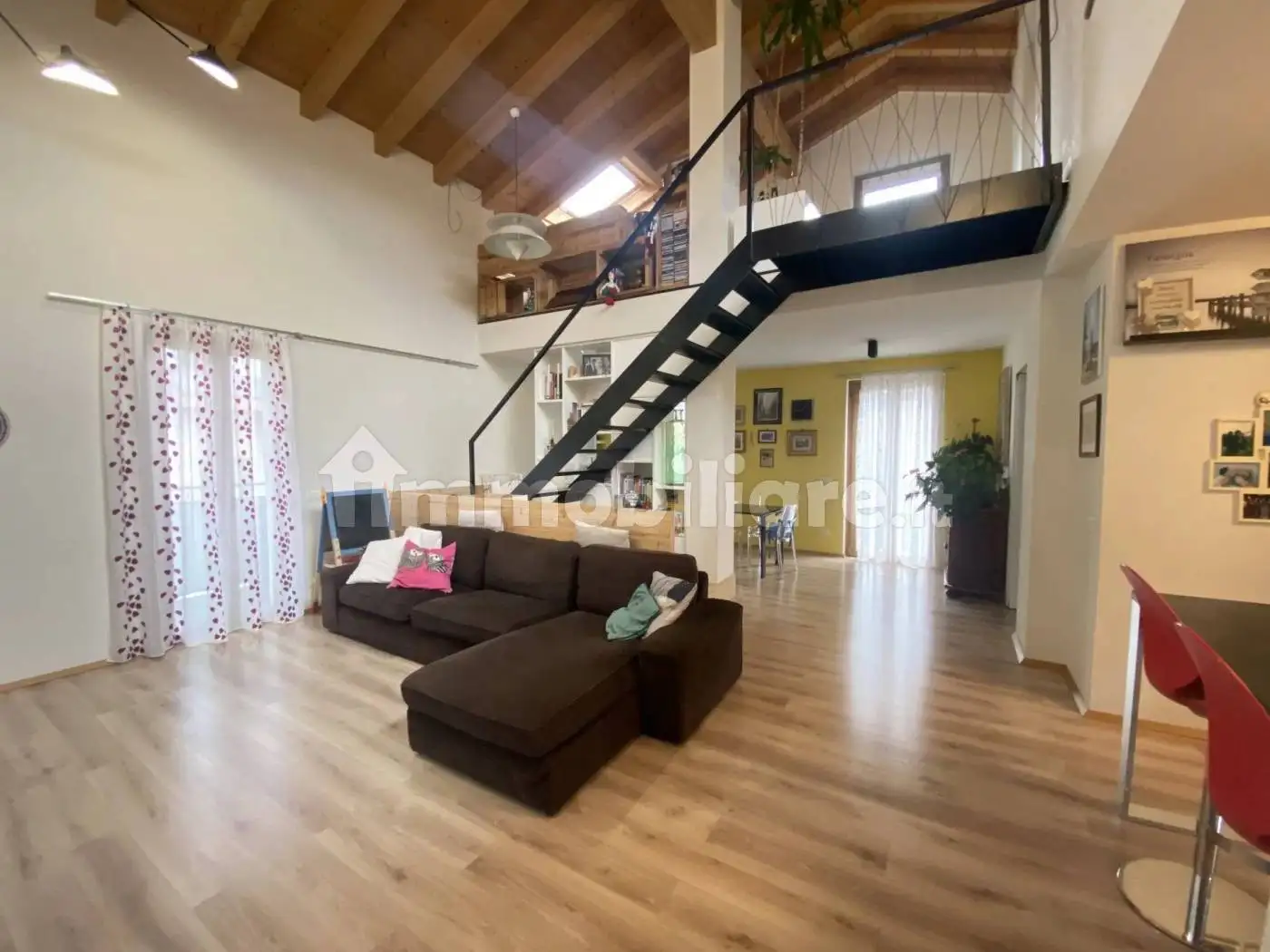 Quadrilocale via Jacopo Novi, 2, Lanzo D'Intelvi, Alta Valle Intelvi - foto 3