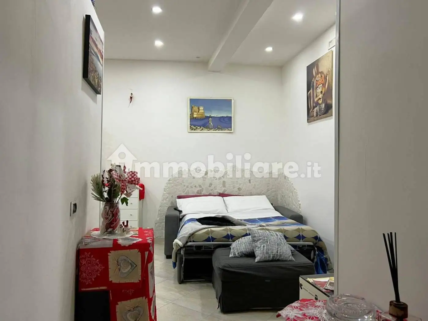 Bilocale via Nuova Santa Maria Ognibene, Quartieri Spagnoli, Napoli - foto 2