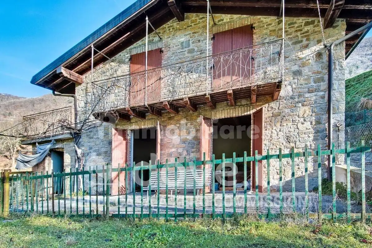 Rustico - Casale in vendita a Predore